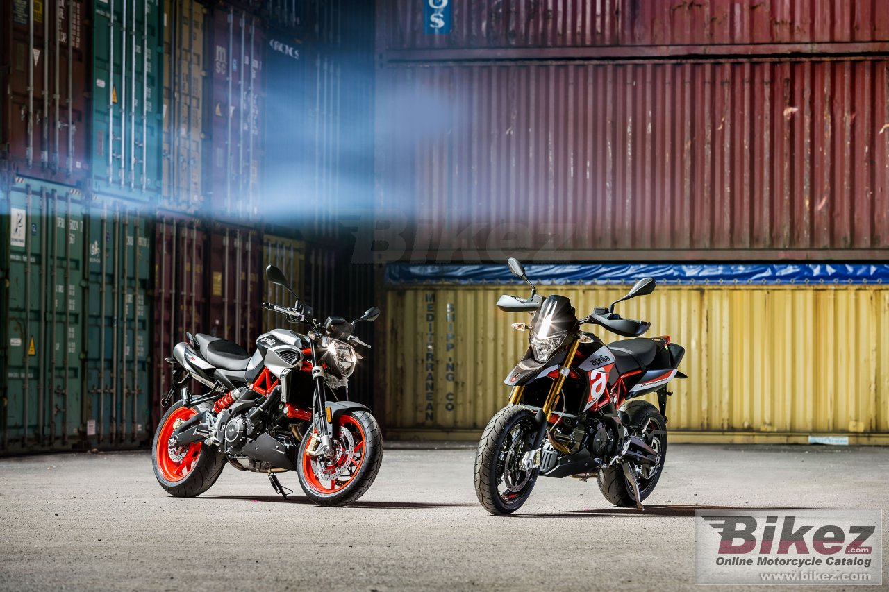 Thumbnail for Aprilia Dorsoduro 900 2017