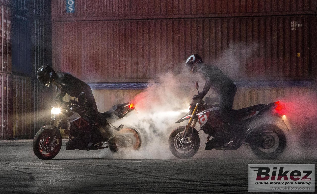 Thumbnail for Aprilia Dorsoduro 900 2017