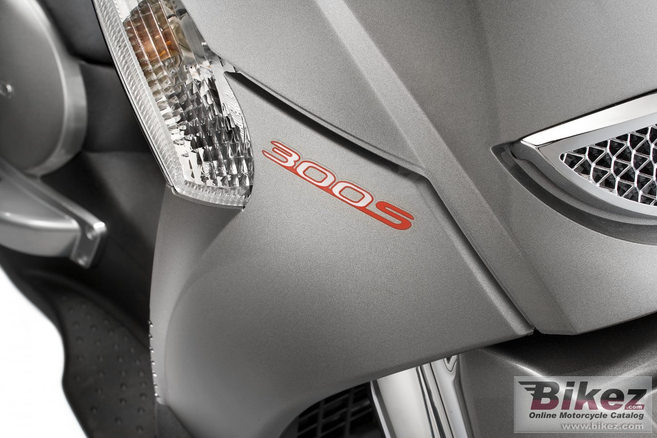 Thumbnail for Aprilia Scarabeo 500 2010