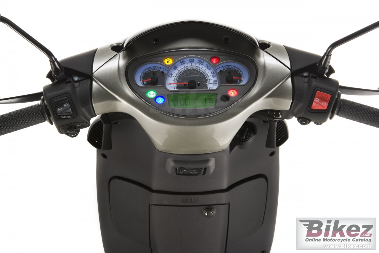 Thumbnail for Aprilia SportCity Cube 300 2009