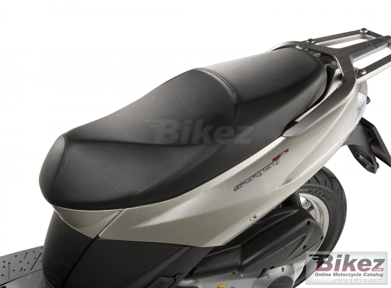 Thumbnail for Aprilia SportCity Cube 300 2009