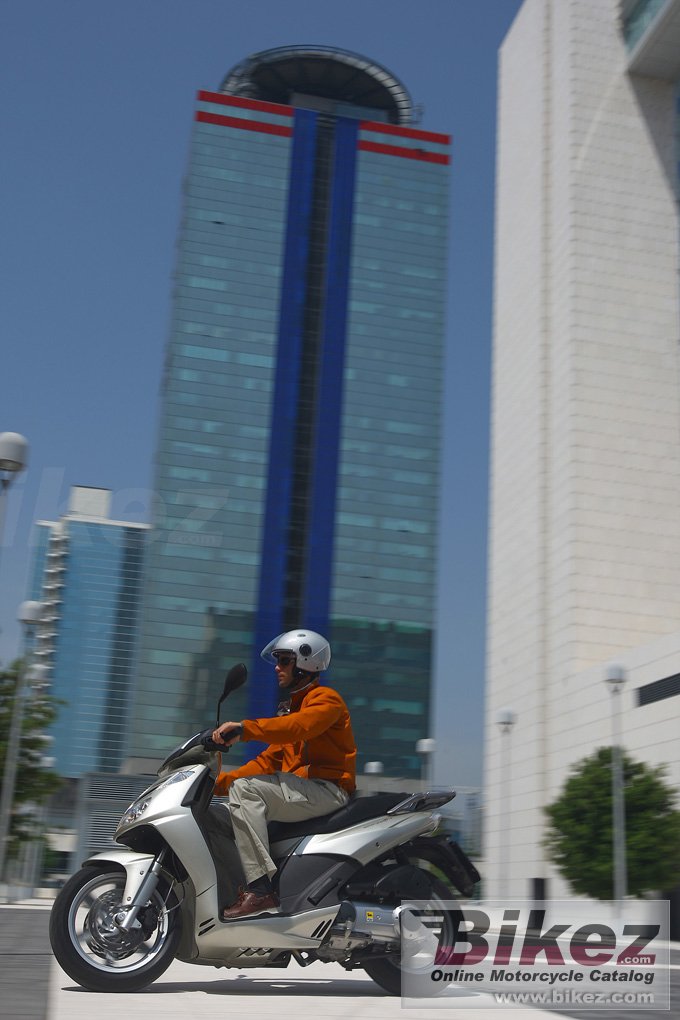 Thumbnail for Aprilia SportCity Cube 300 2009