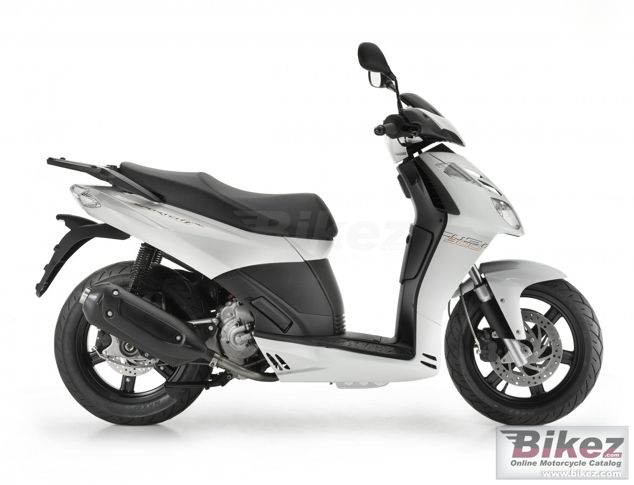 Thumbnail for Aprilia SportCity Cube 300 2012