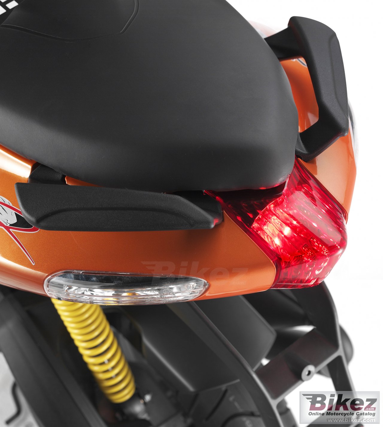 Thumbnail for Aprilia SR 50 R Factory 2011