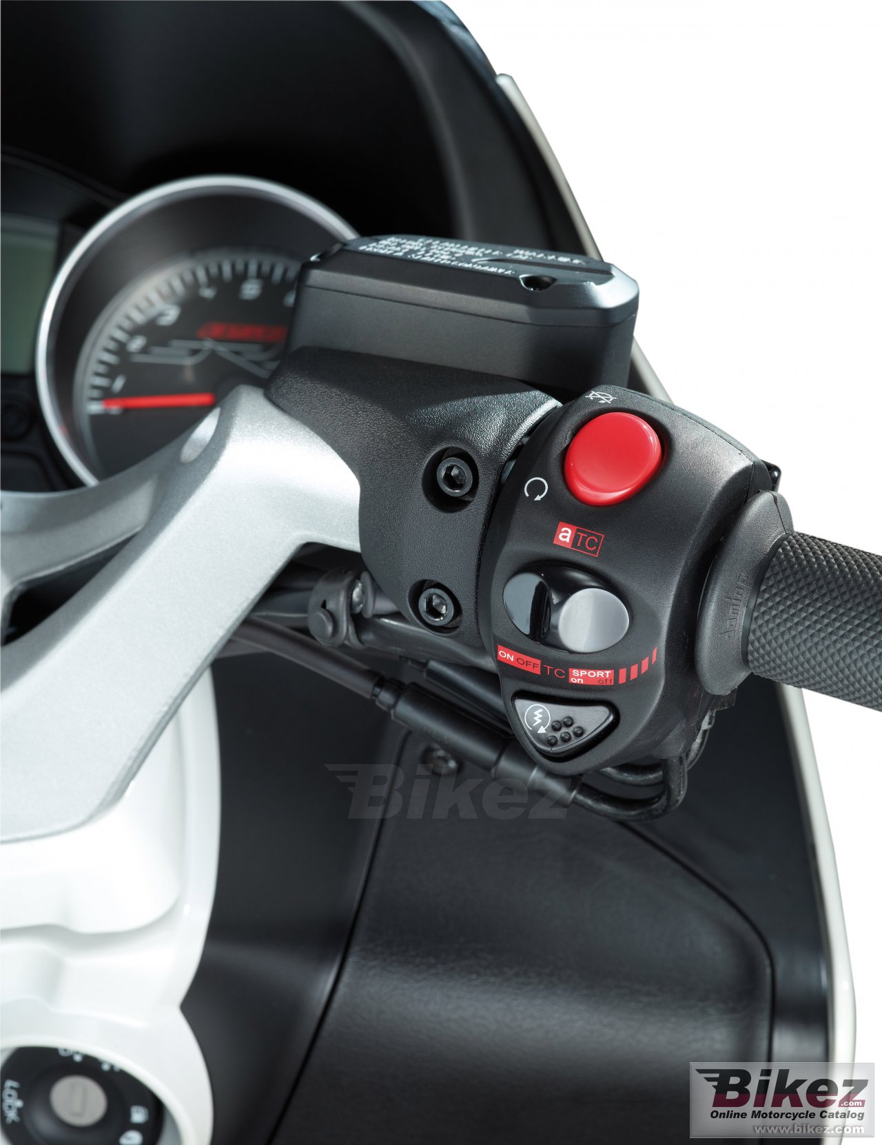 Thumbnail for Aprilia SRV 850 2013