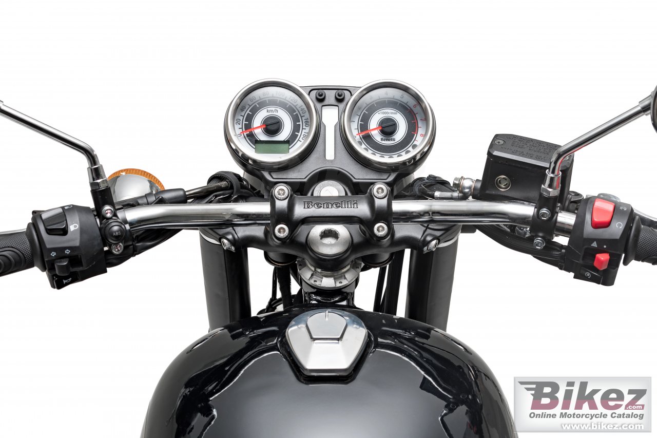Thumbnail for Benelli Imperiale 400 2019