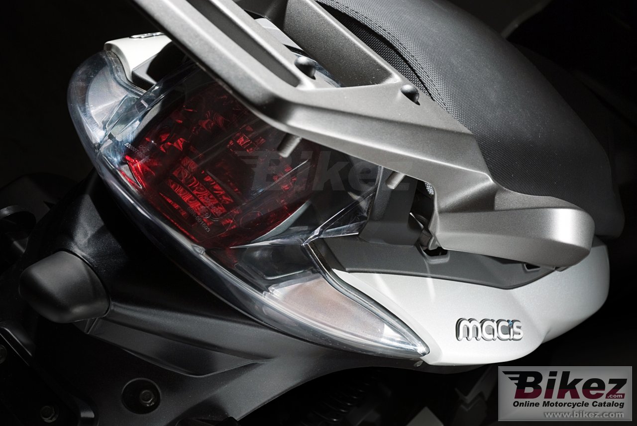 Thumbnail for Benelli Macis 150 2016
