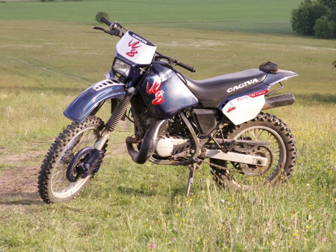 Thumbnail for Cagiva W8 1998