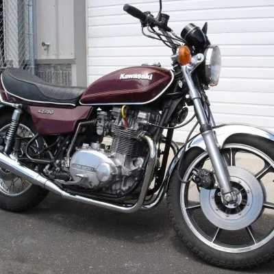 CSR Custom 250 Twin