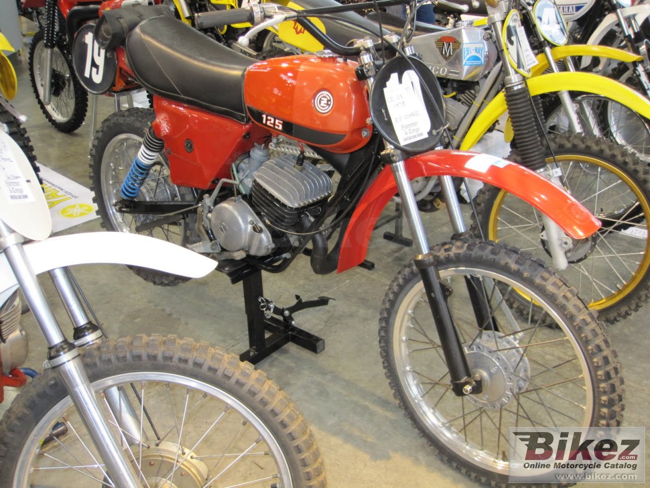 CZ 125 Trail