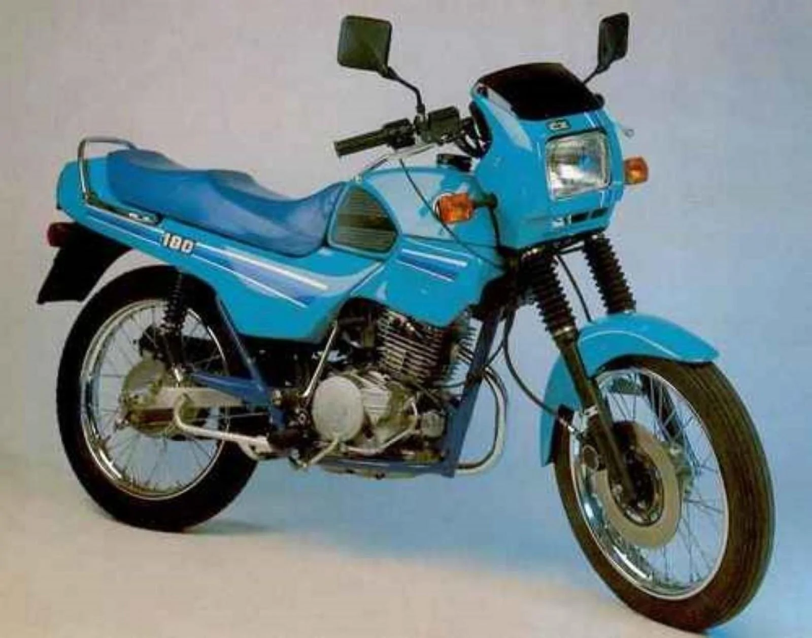 CZ 180
