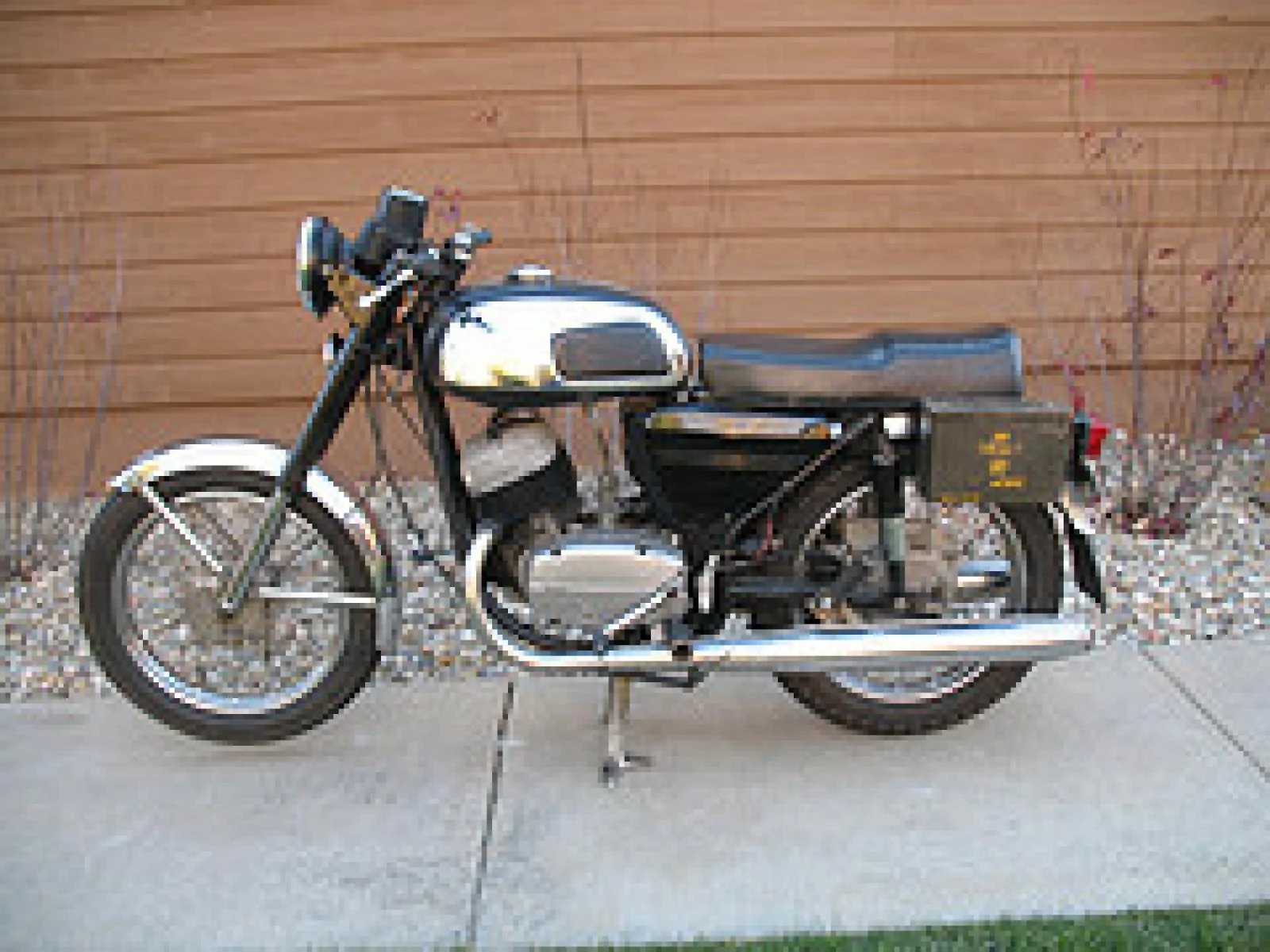 CZ 350 Twin