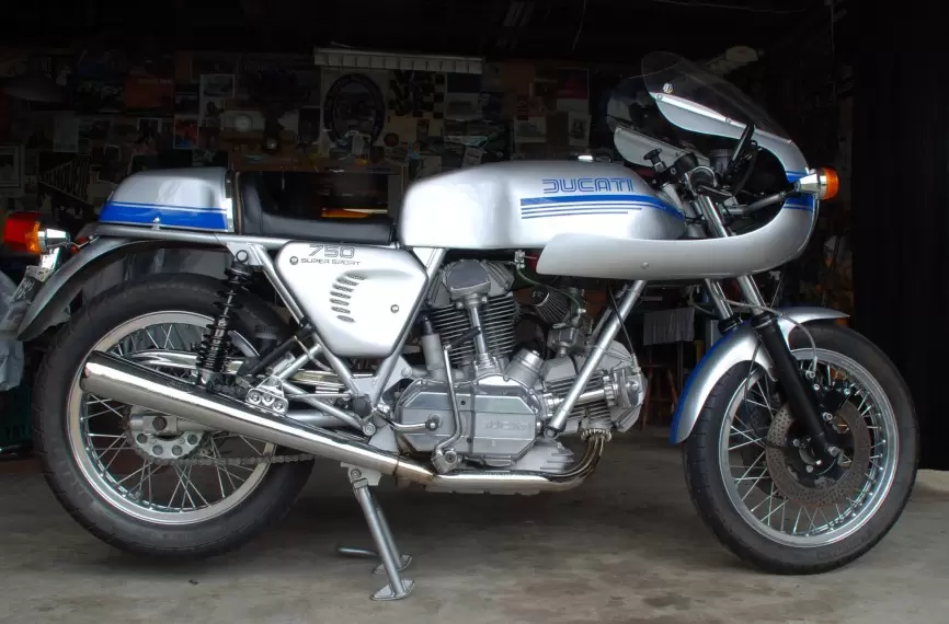 Ducati 750 SS