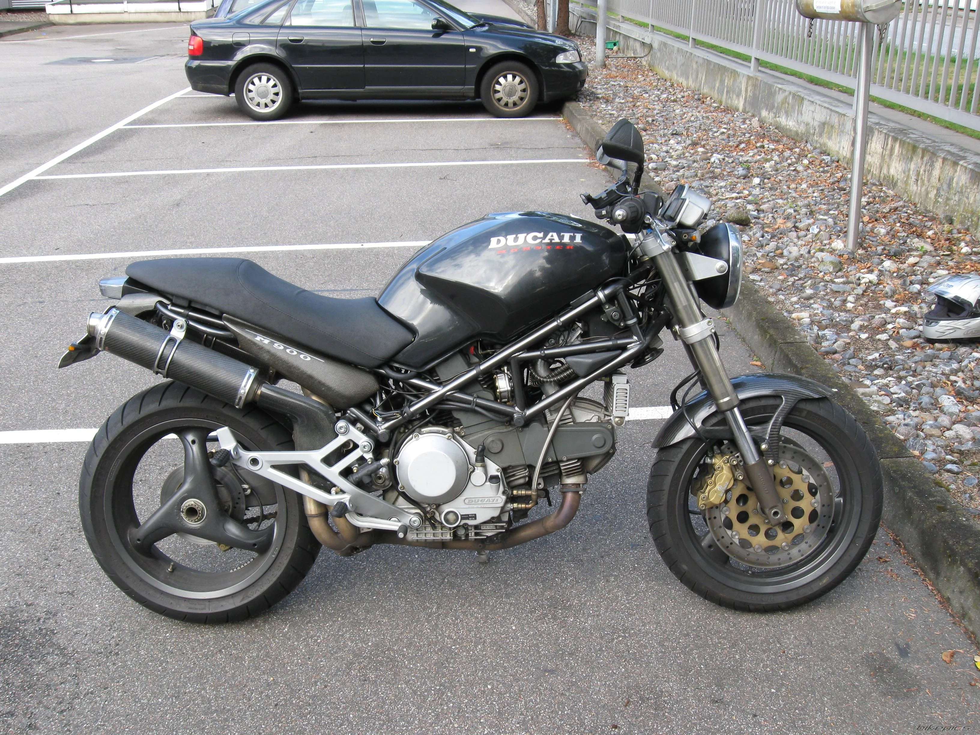Thumbnail for Ducati 900 Monster 1997