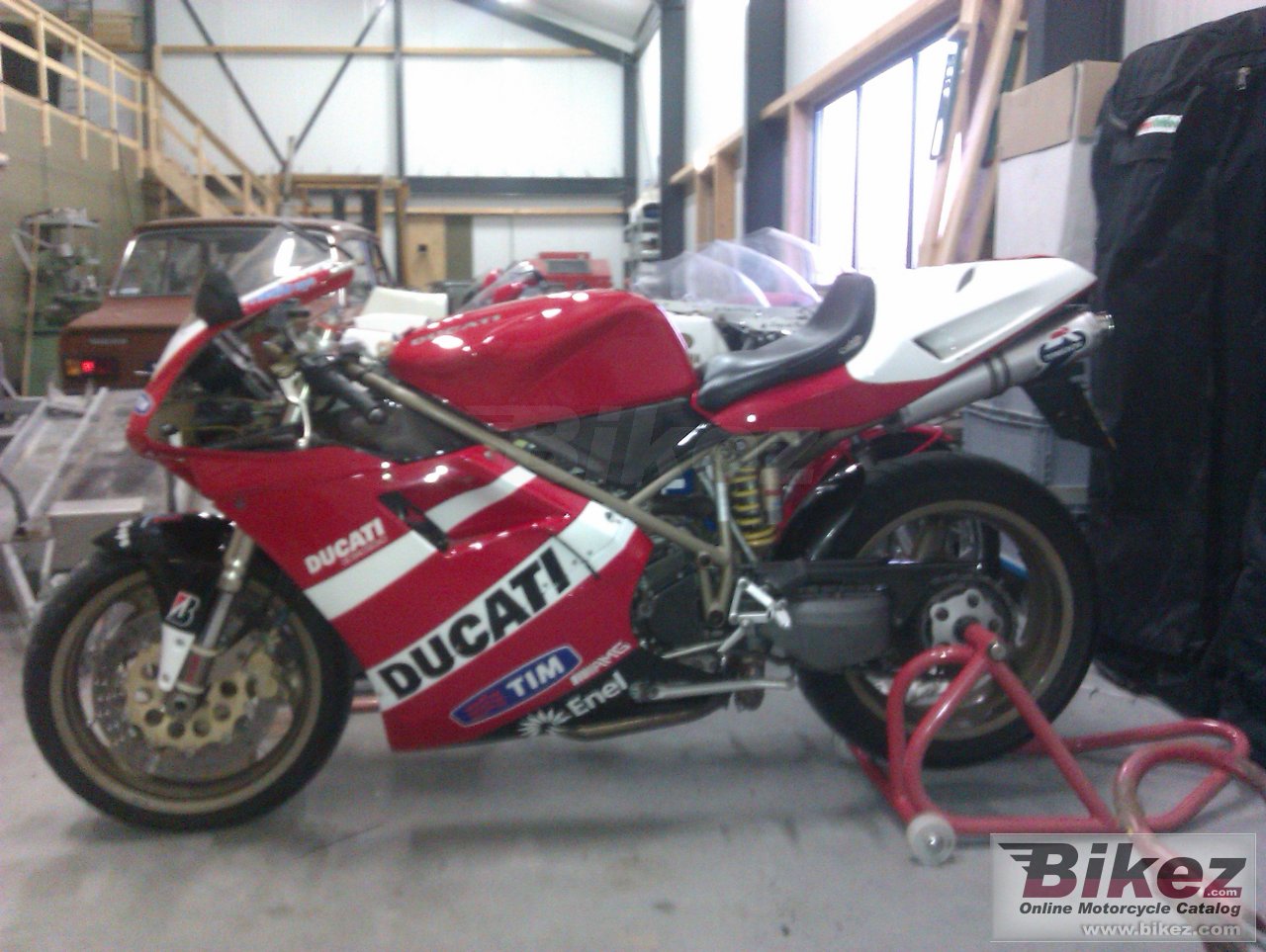 Thumbnail for Ducati 916 Strada 1995