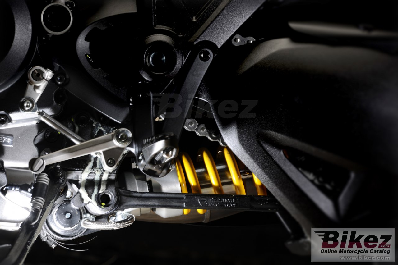 Thumbnail for Ducati Diavel Carbon 2014