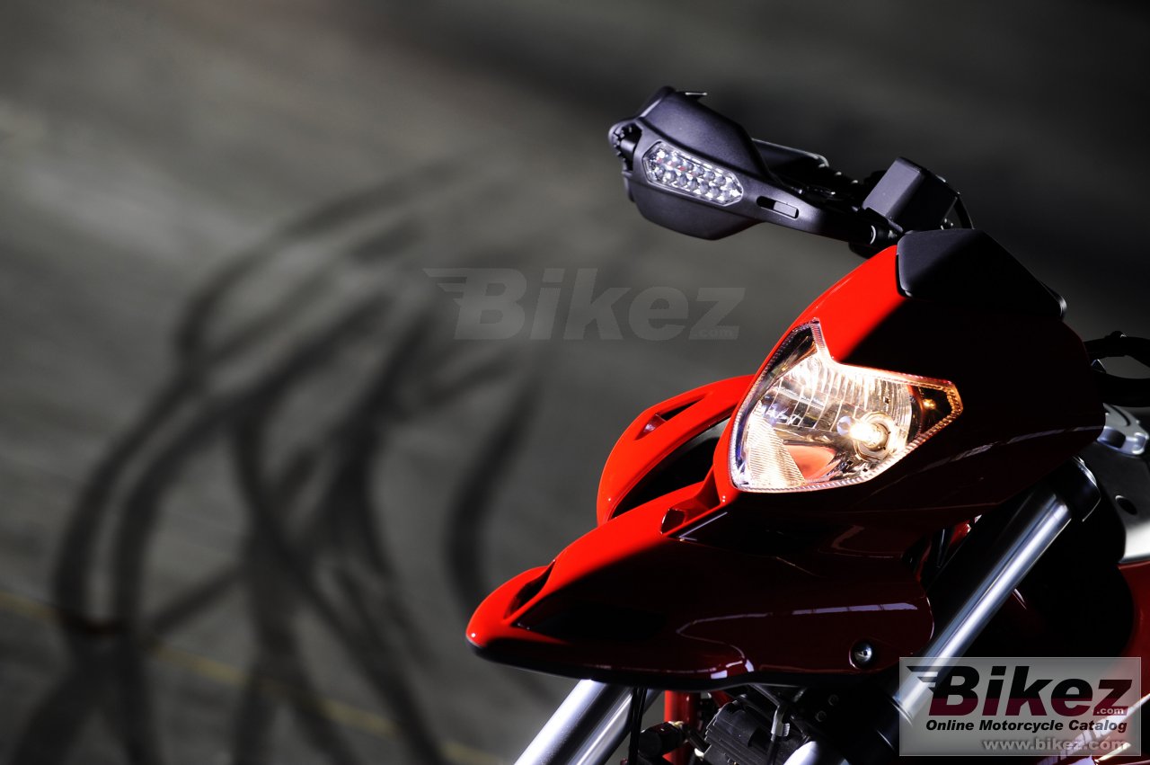 Thumbnail for Ducati Hypermotard 796 2010