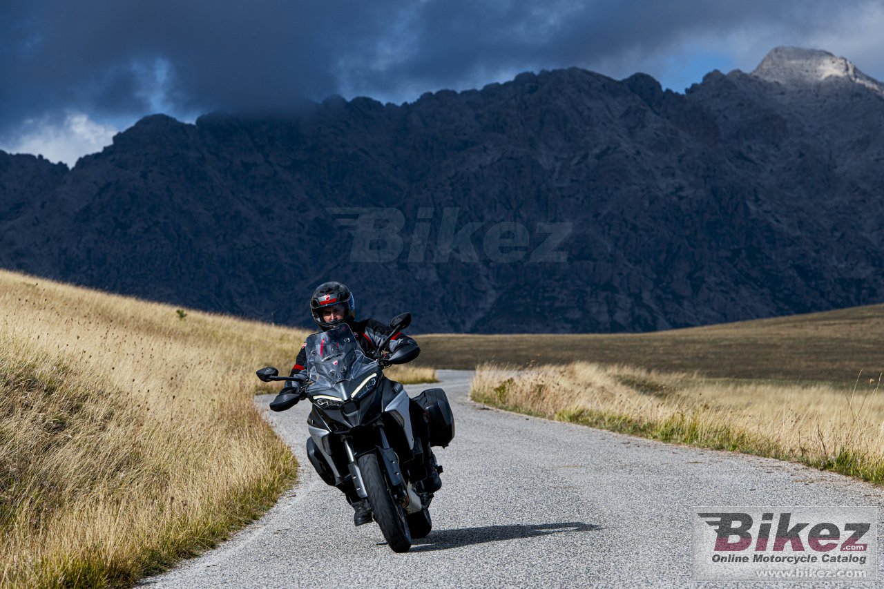 Thumbnail for Ducati Multistrada V4S 2021