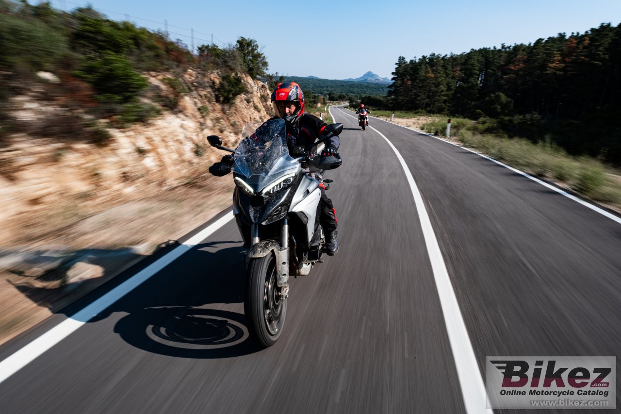 Thumbnail for Ducati Multistrada V4S 2021