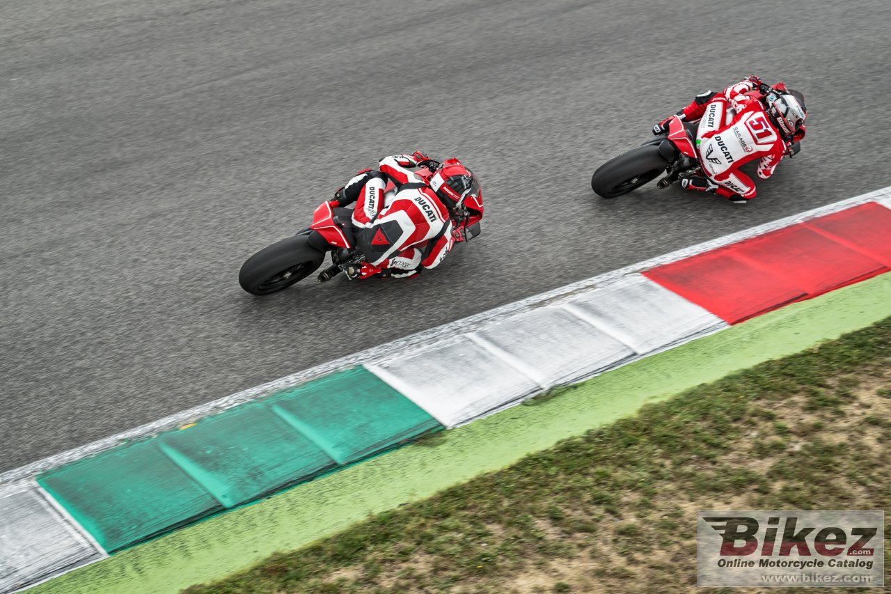 Thumbnail for Ducati Panigale V4 R 2019