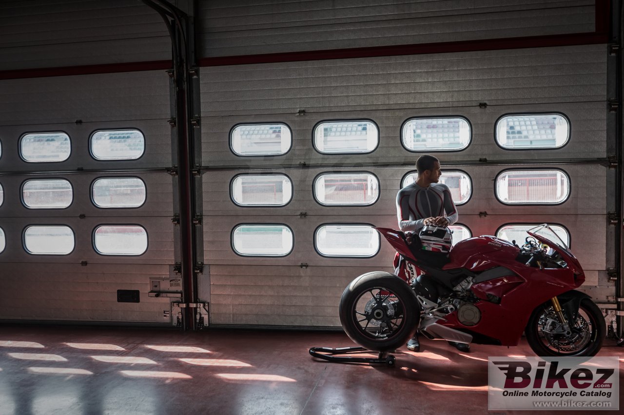 Thumbnail for Ducati Panigale V4 S 2018