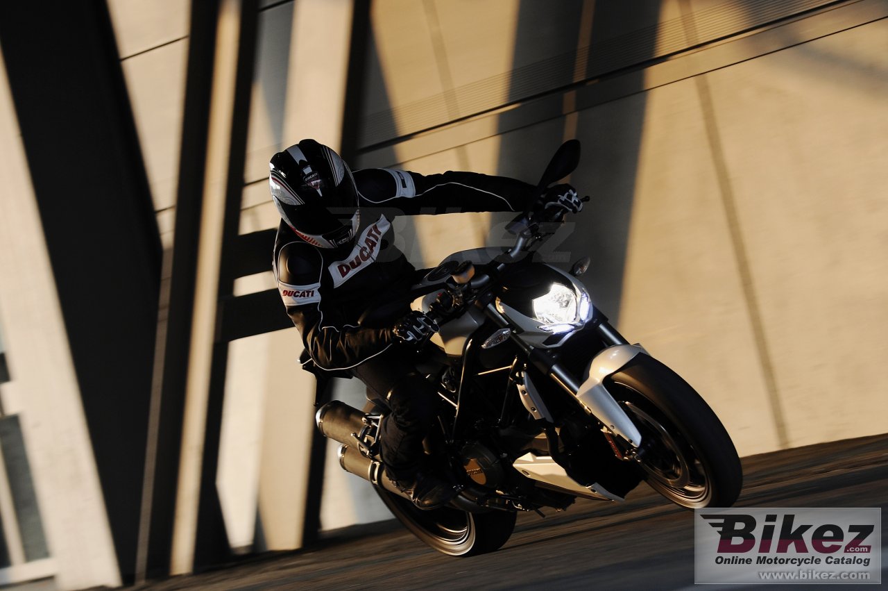 Thumbnail for Ducati Streetfighter 2010