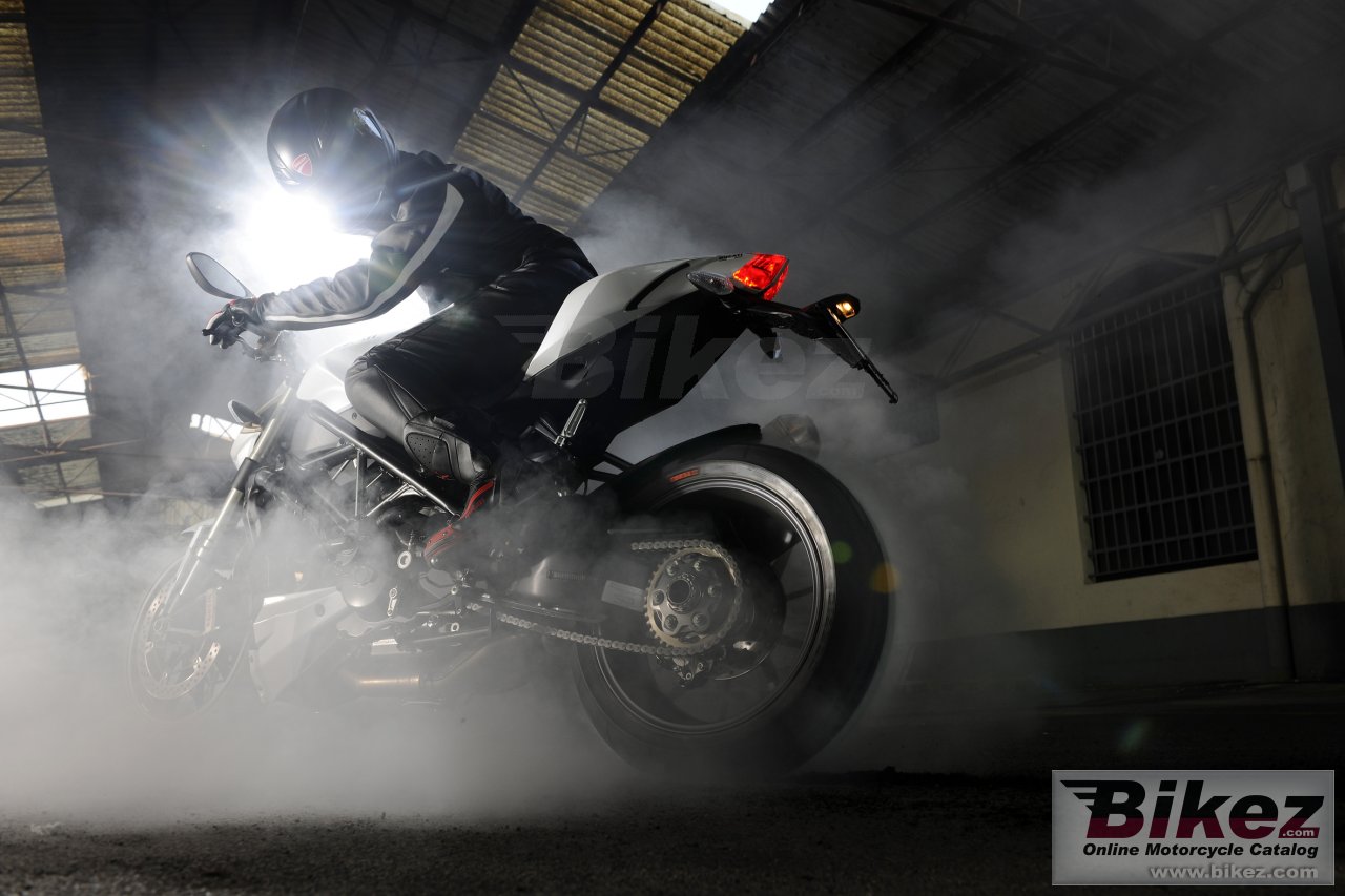 Thumbnail for Ducati Streetfighter 2011