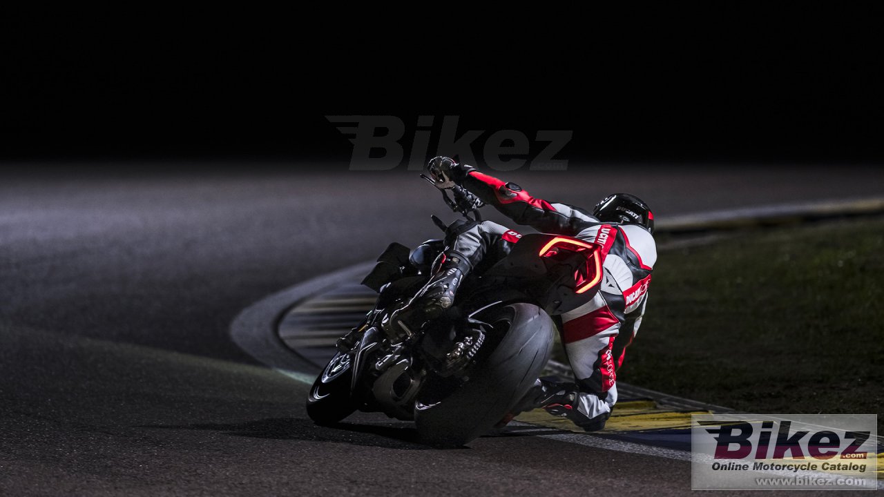 Thumbnail for Ducati Streetfighter V4 2023