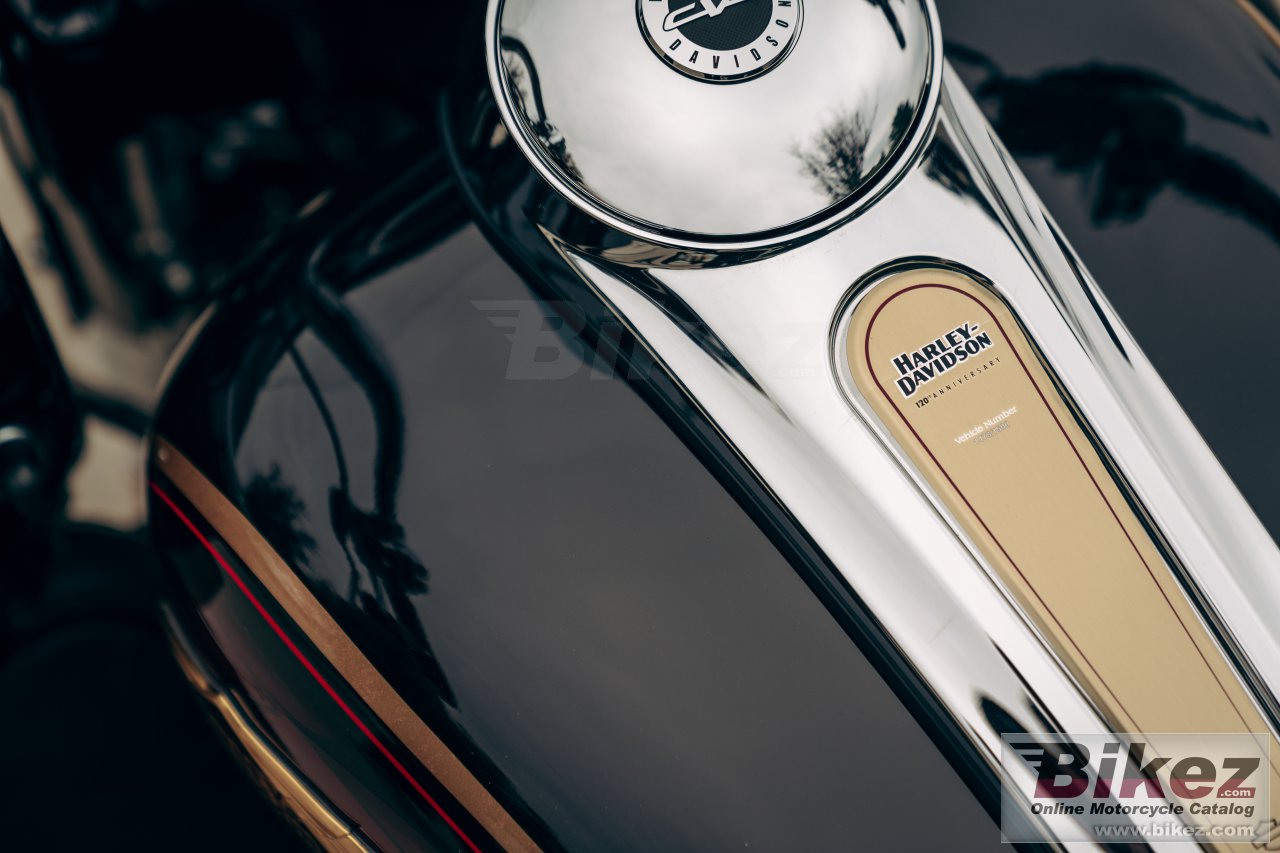 Thumbnail for Harley-Davidson CVO Road Glide Limited 2023