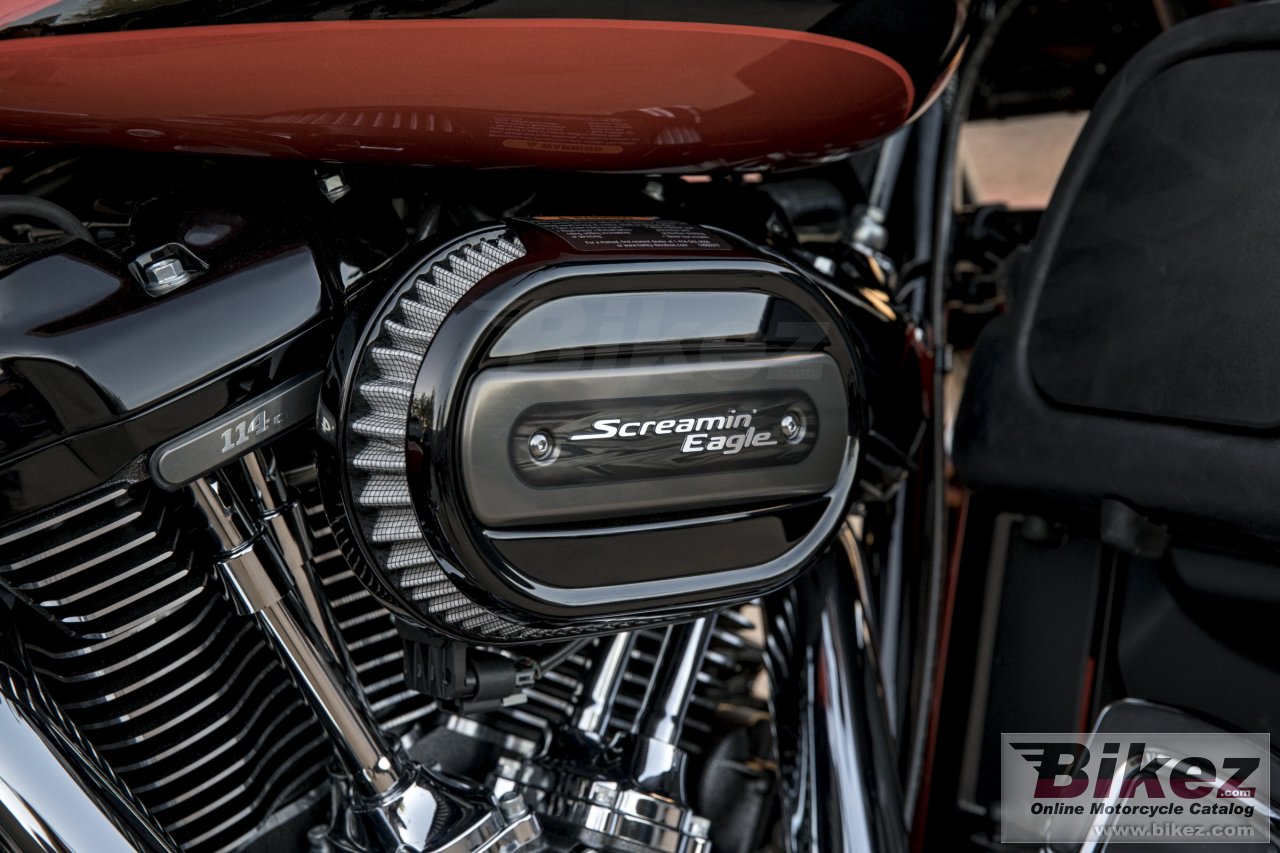 Thumbnail for Harley-Davidson CVO Street Glide 2017