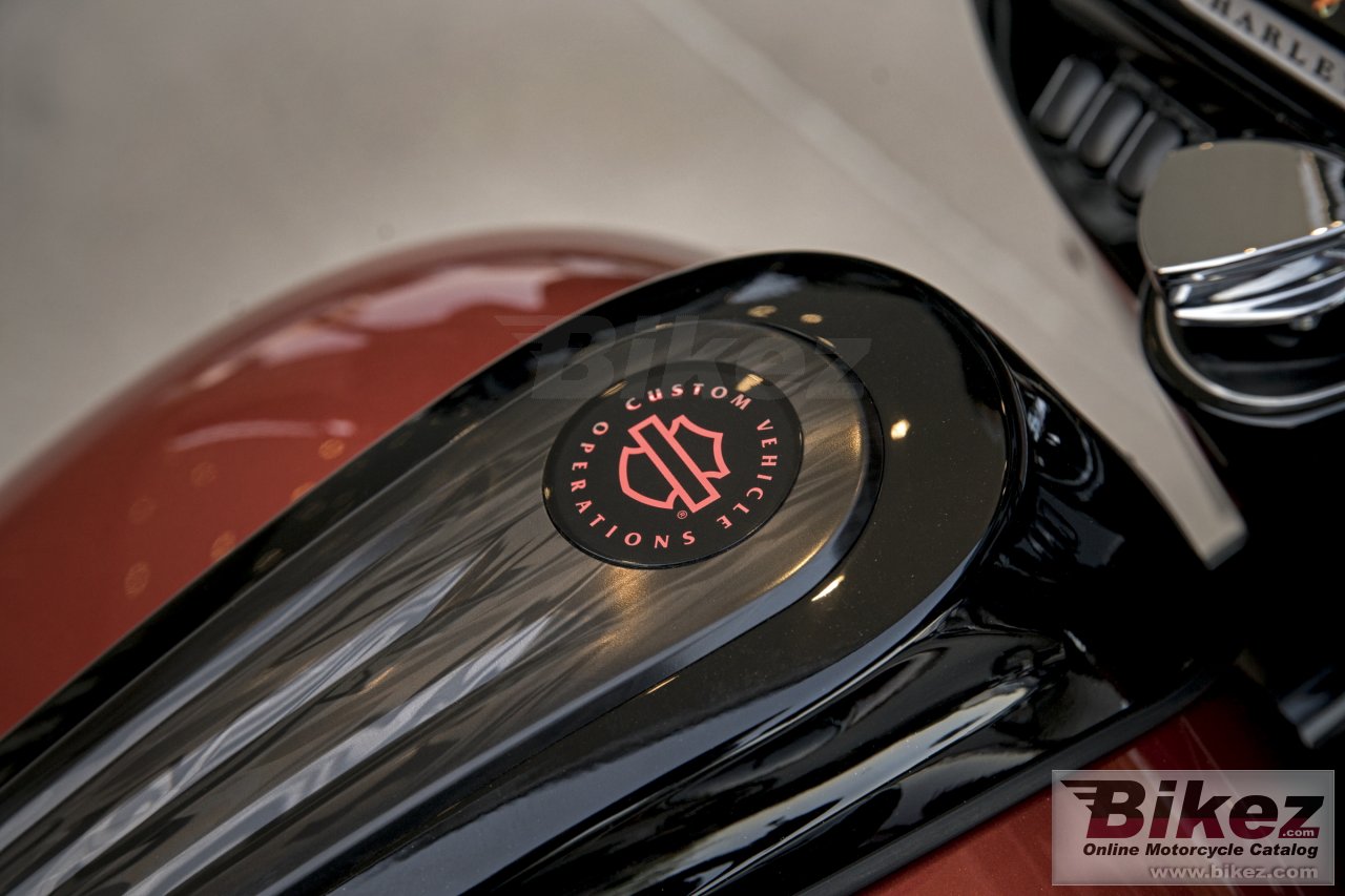 Thumbnail for Harley-Davidson CVO Street Glide 2017