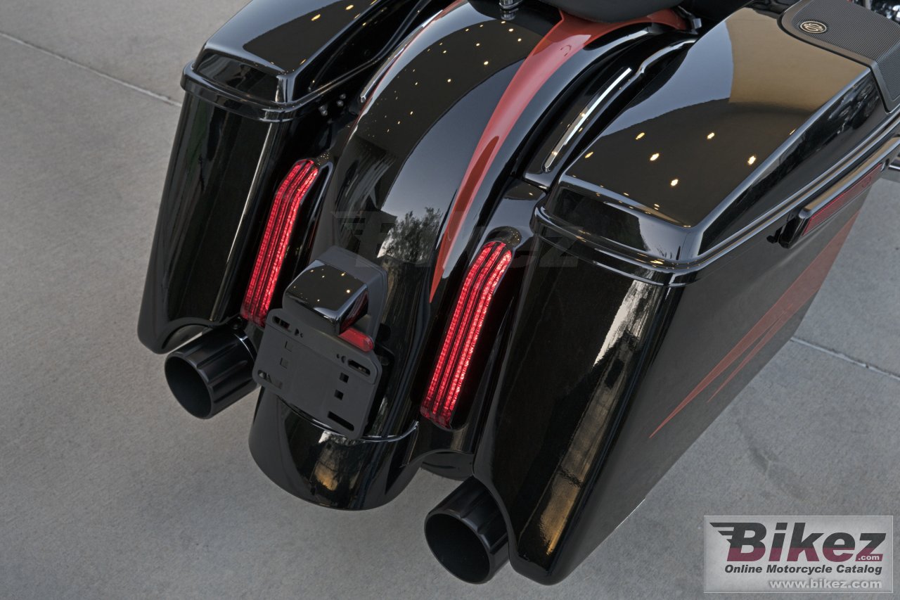 Thumbnail for Harley-Davidson CVO Street Glide 2017