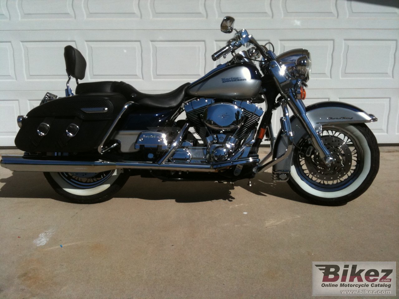 Thumbnail for Harley-Davidson FLHRCI Road King Classic 2000