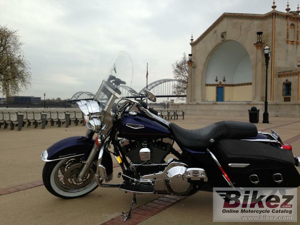 Thumbnail for Harley-Davidson FLHRCI Road King Classic 2000