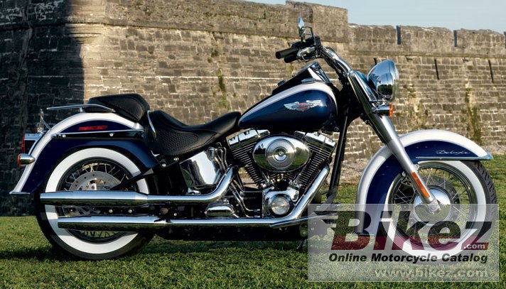 Harley-Davidson FLSTN Softail Deluxe