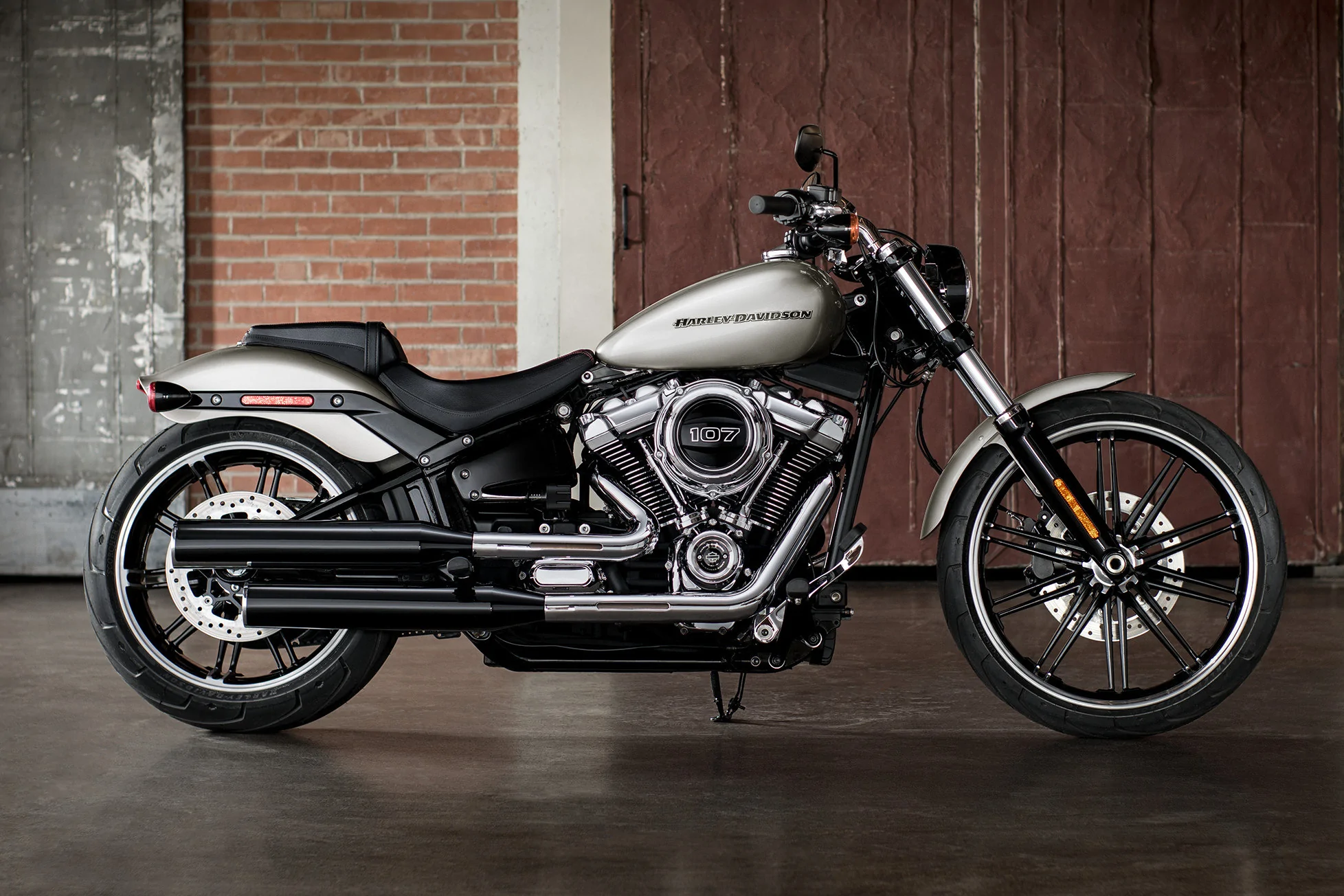 Thumbnail for Harley-Davidson Softail Breakout 2018