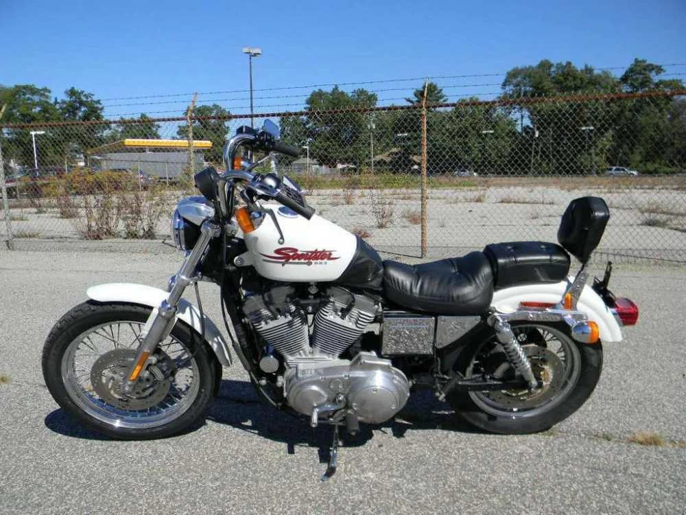 Thumbnail for Harley-Davidson XLH Sportster 883 Hugger 2000