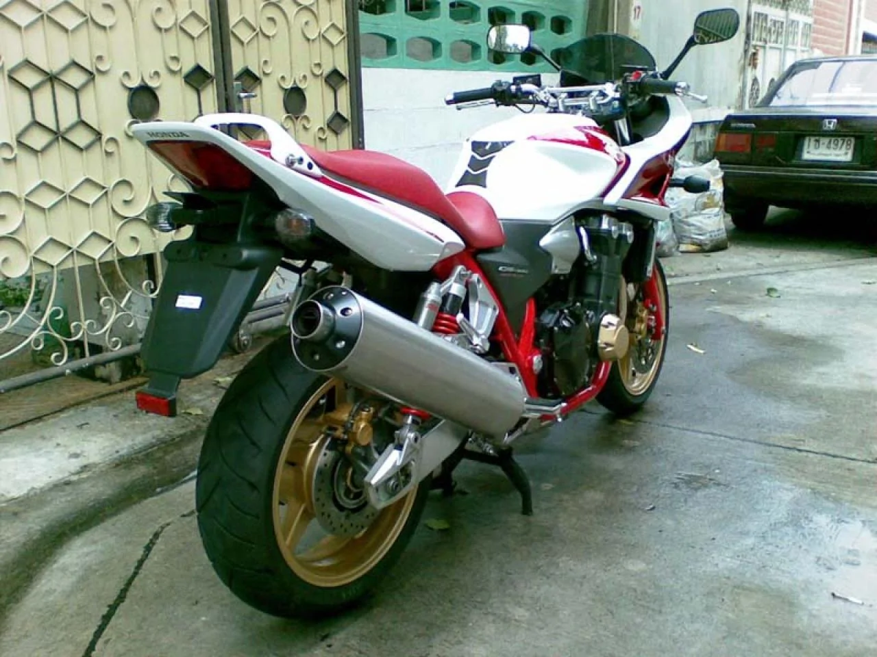 Honda CB400 Super Bol Dor ABS