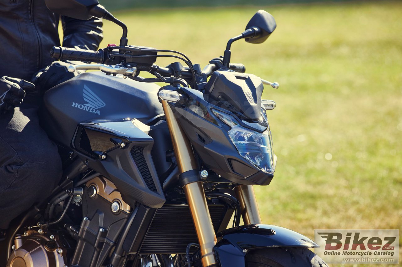 Thumbnail for Honda CB500F 2022