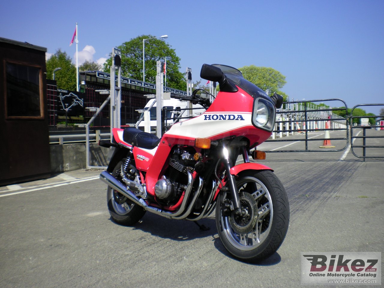 Thumbnail for Honda CB 900 F Bol d`Or 1982