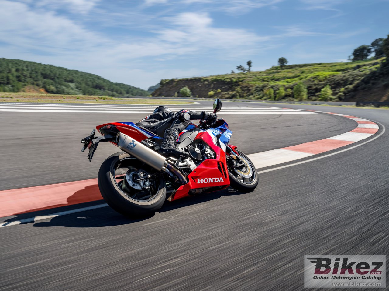 Thumbnail for Honda CBR1000RR-R Fireblade 2022