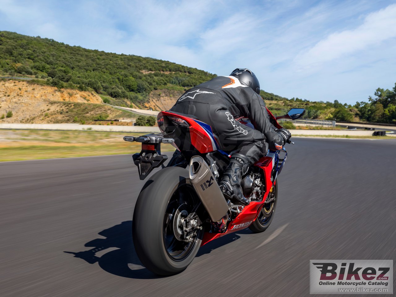 Thumbnail for Honda CBR1000RR-R Fireblade 2022