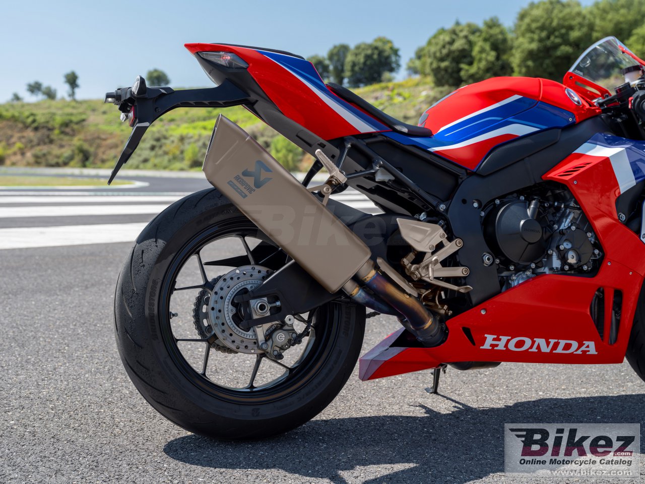 Thumbnail for Honda CBR1000RR-R Fireblade 2022