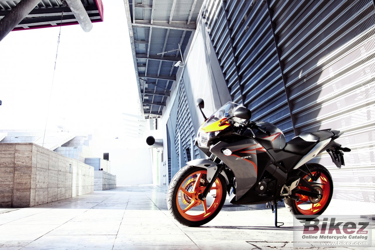 Thumbnail for Honda CBR125R 2011