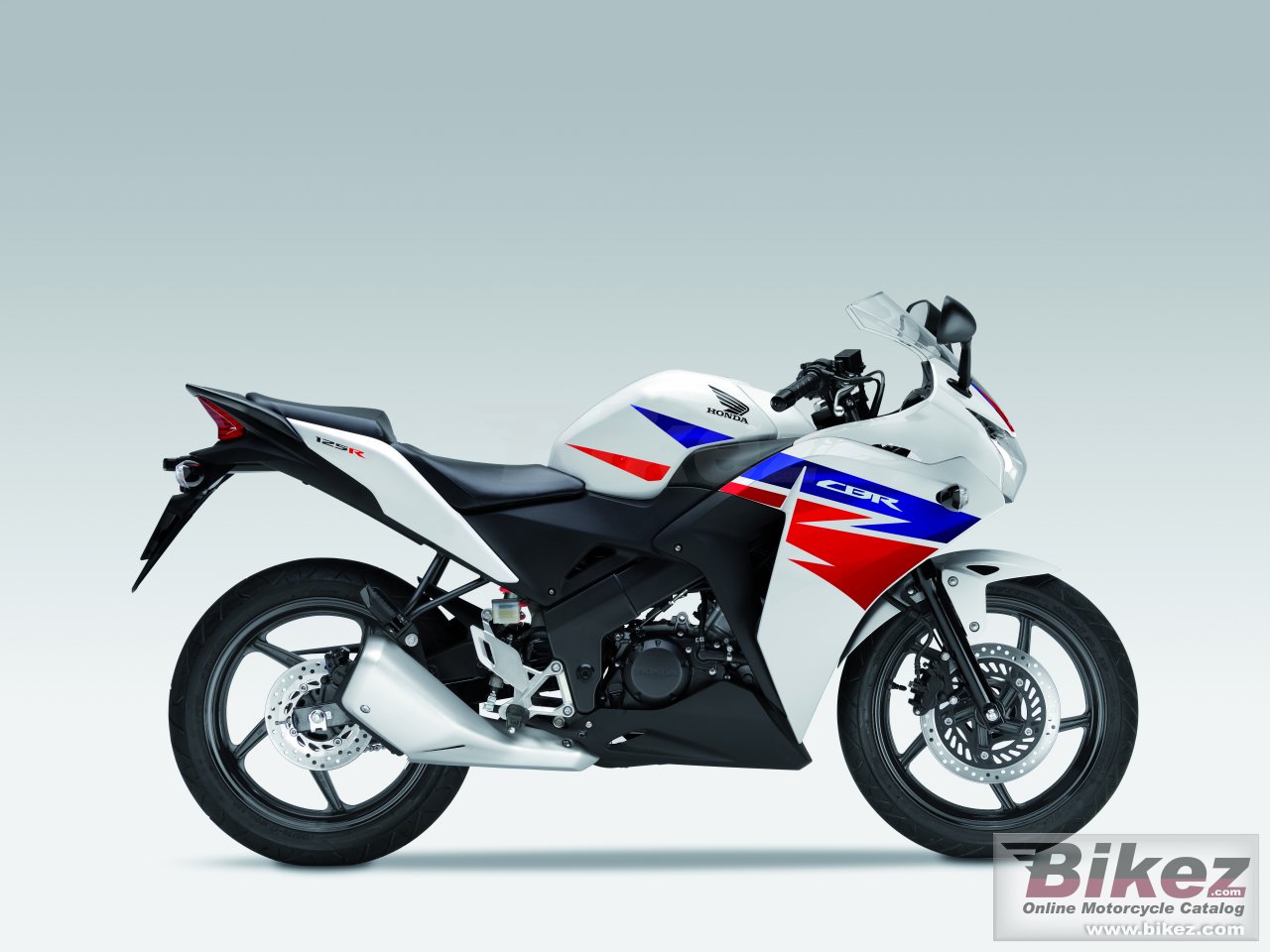 Thumbnail for Honda CBR125R 2015
