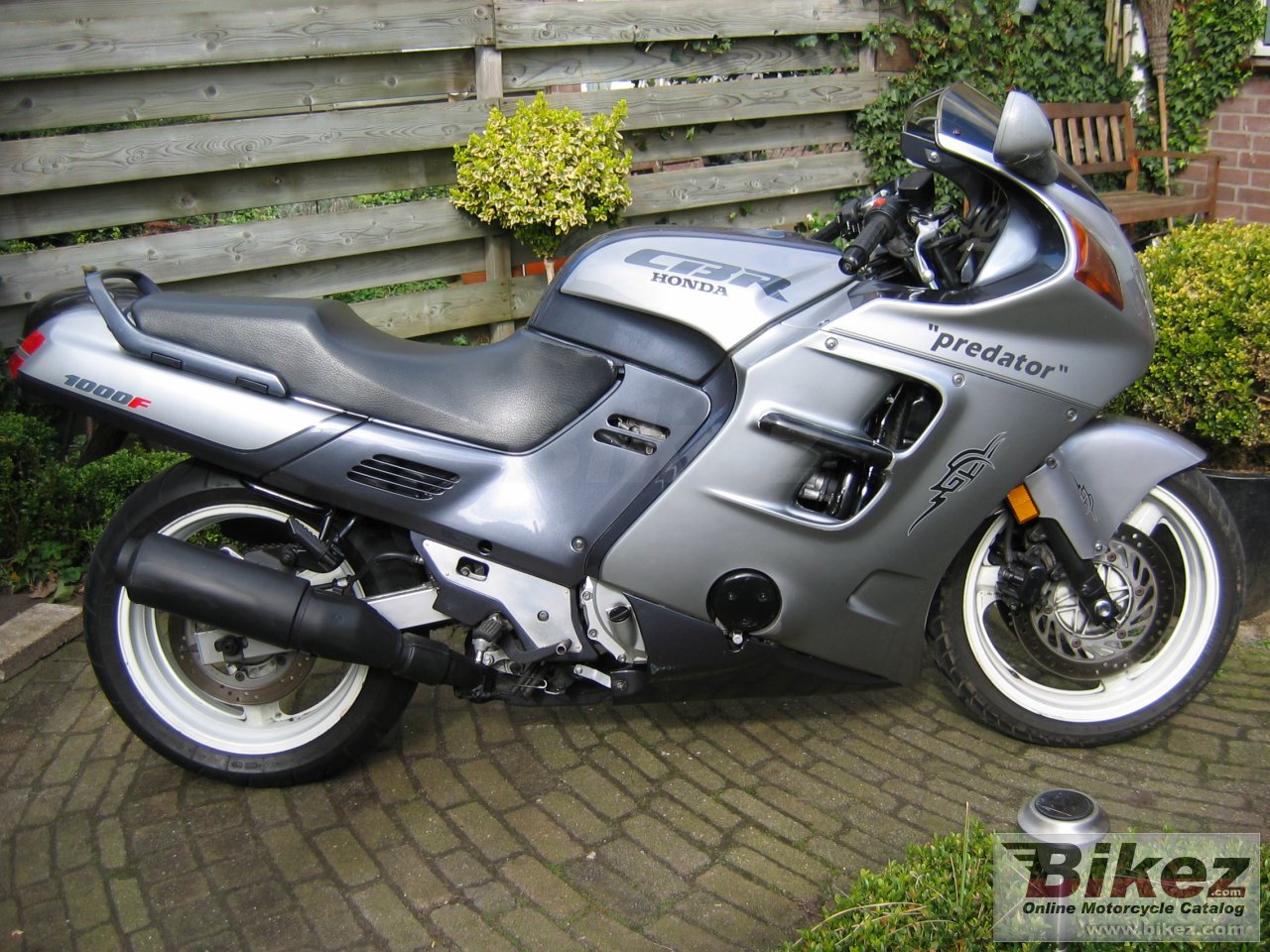 Thumbnail for Honda CBR 1000 F 1992