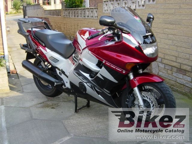 Honda CBR 1000 F