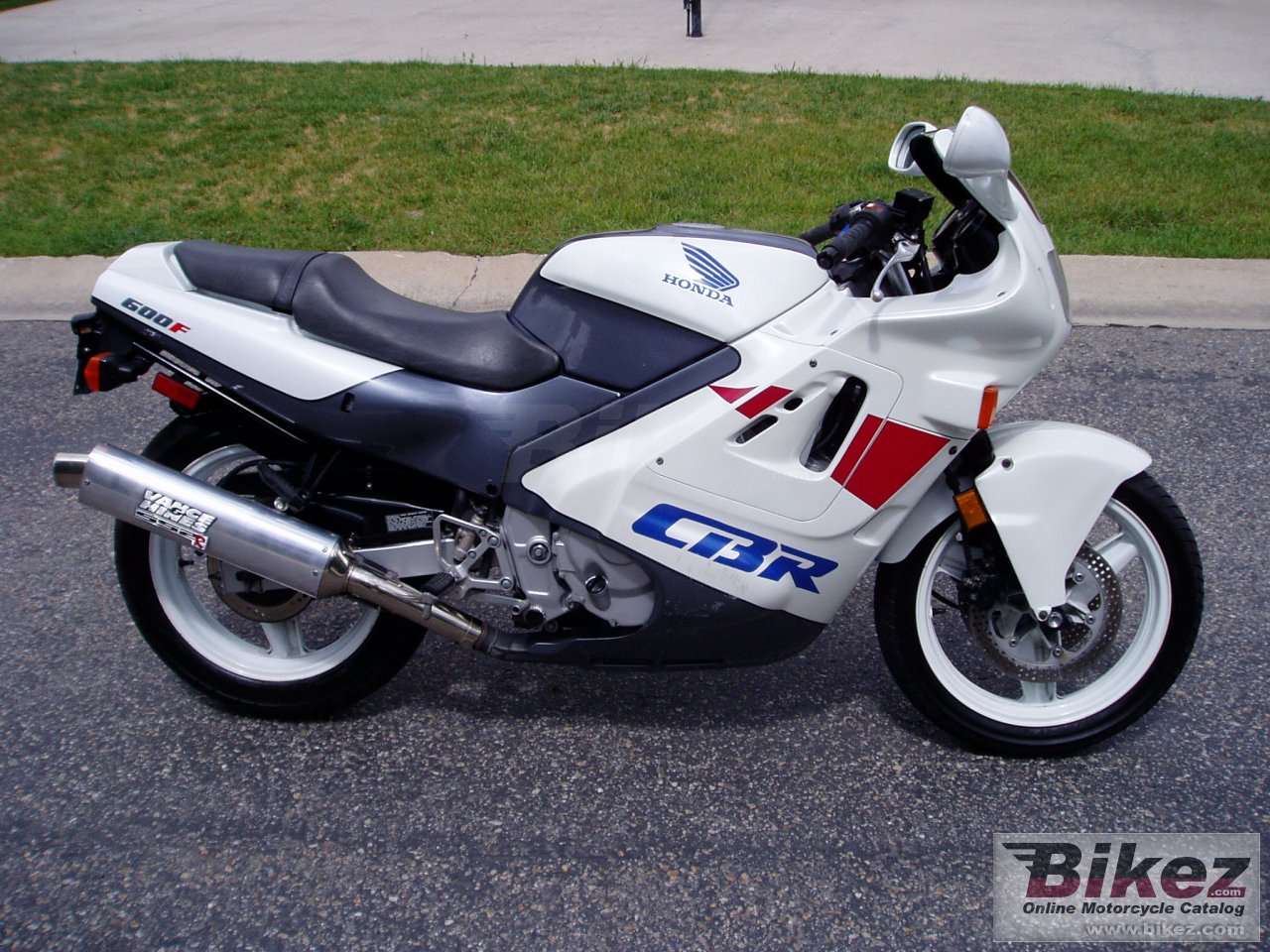 Thumbnail for Honda CBR 600 F (reduced effect) 1990
