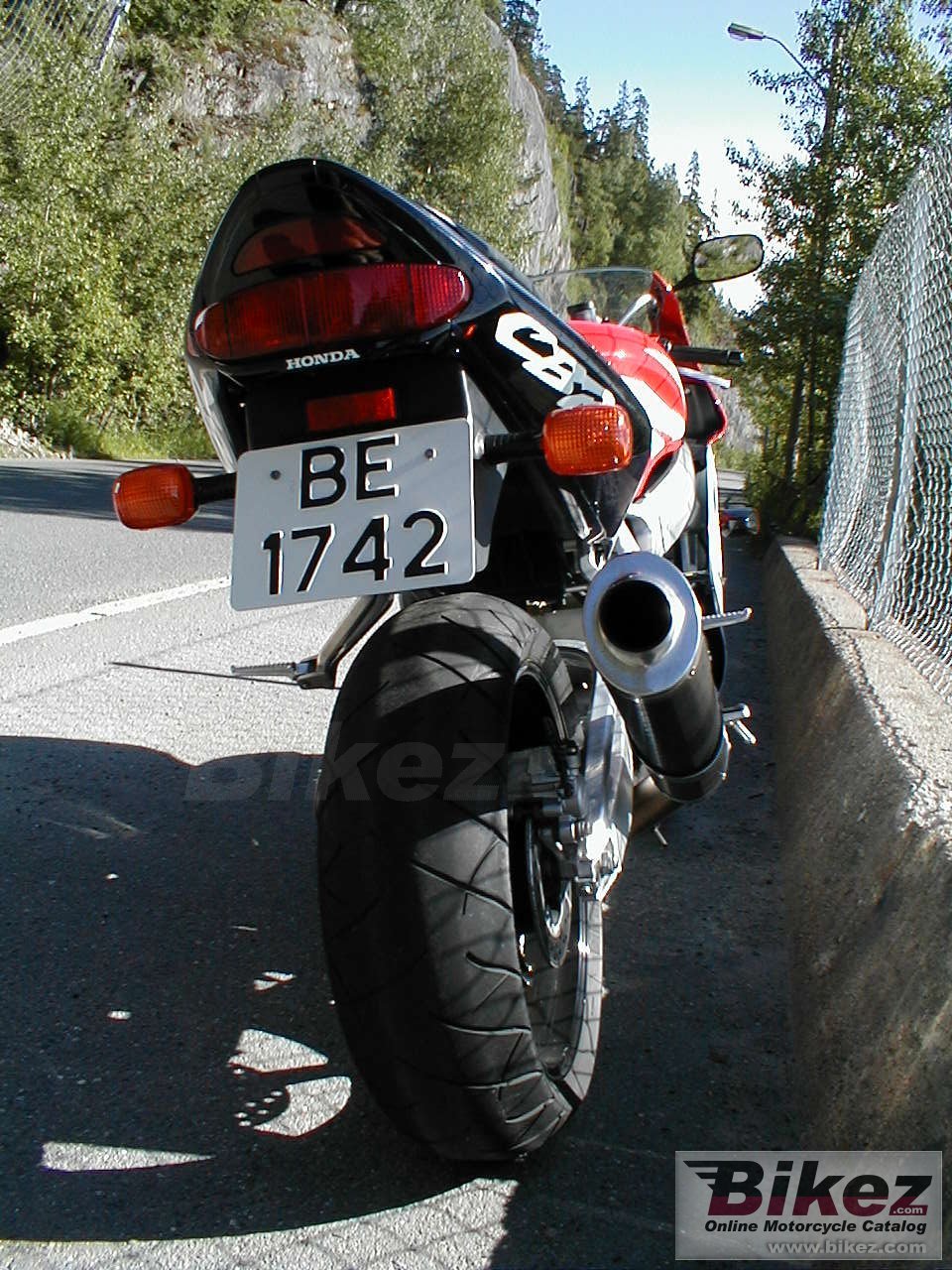 Thumbnail for Honda CBR 900 RR 1999