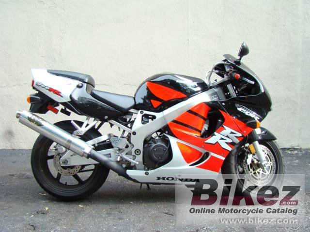 Honda CBR 900 RR